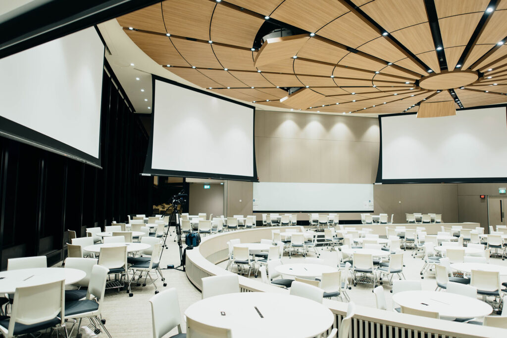 2-Event_Management